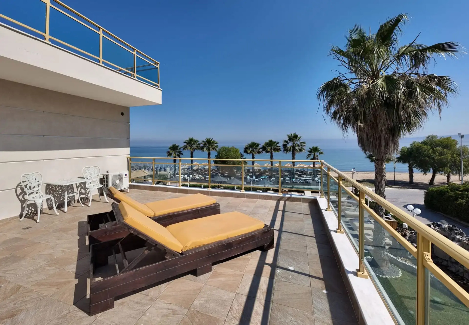 Eona Beach Resort by Greek Pride 