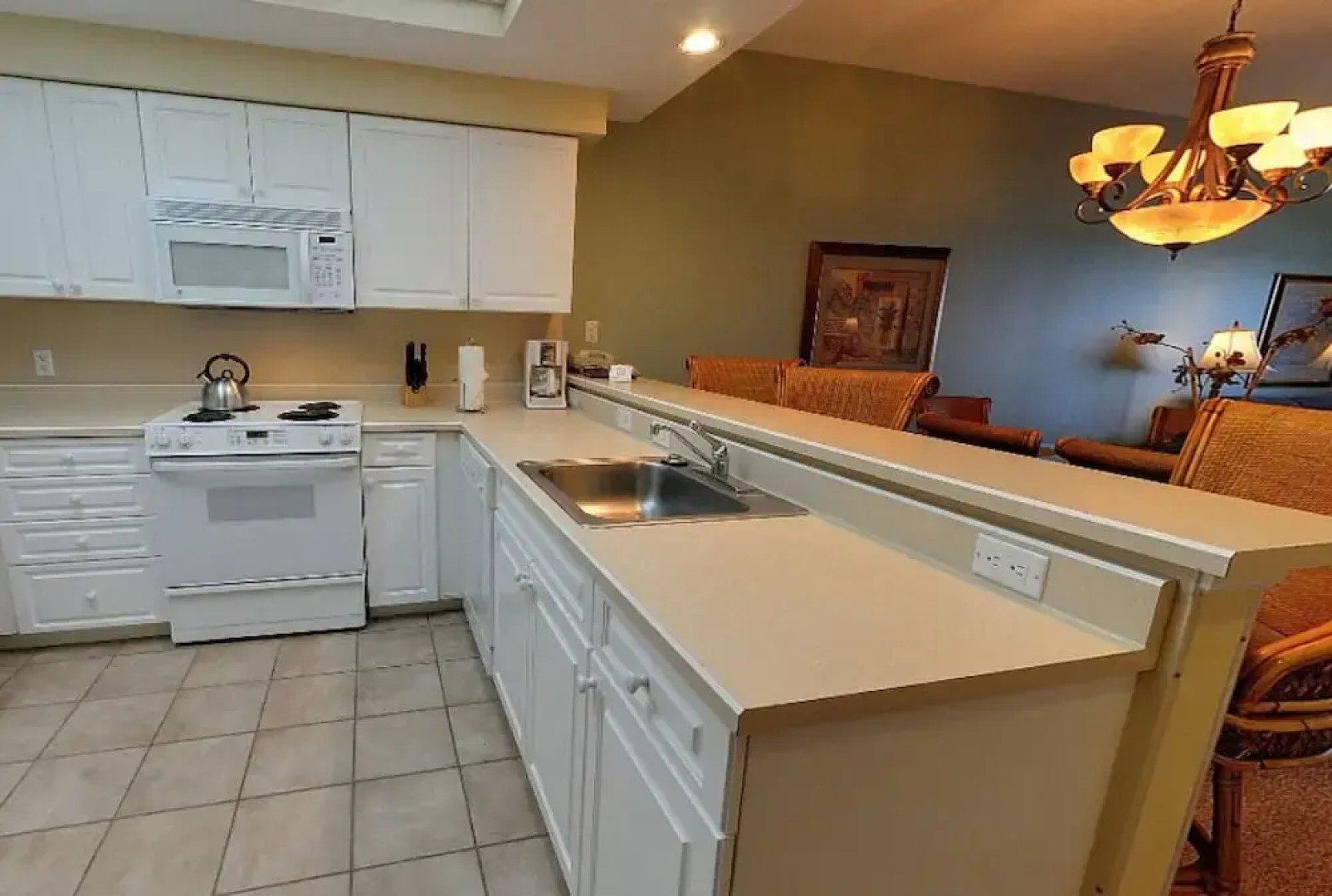 Destin Holiday Beach Resort