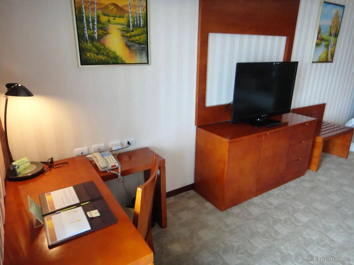 Sunlight Guest Hotel