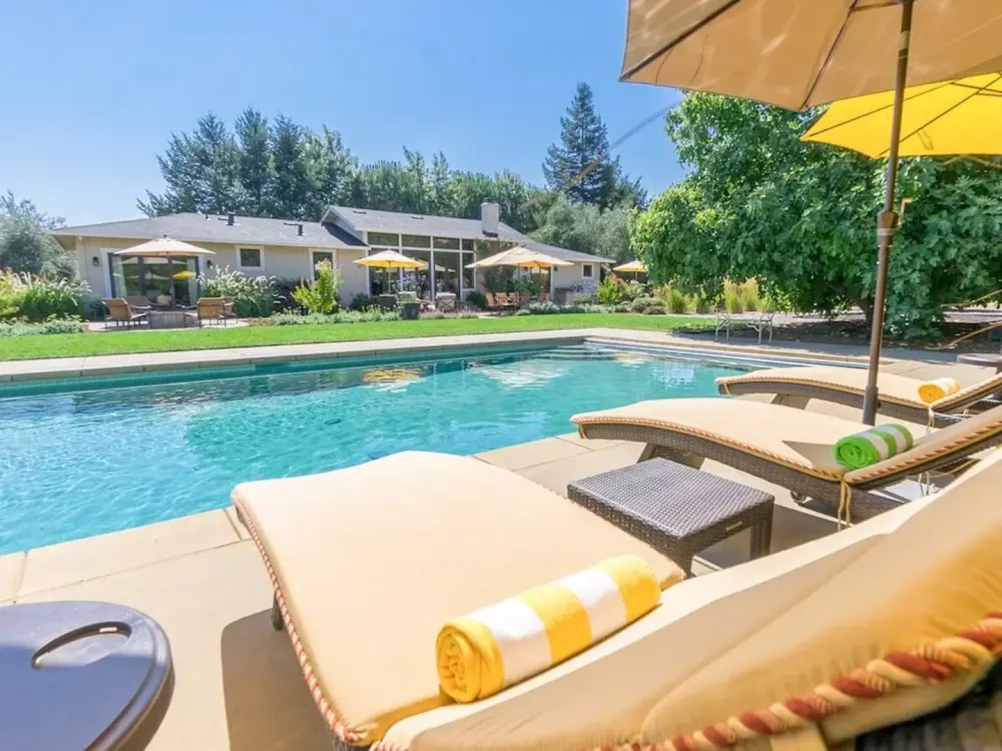 399 Treehaven Ln Home