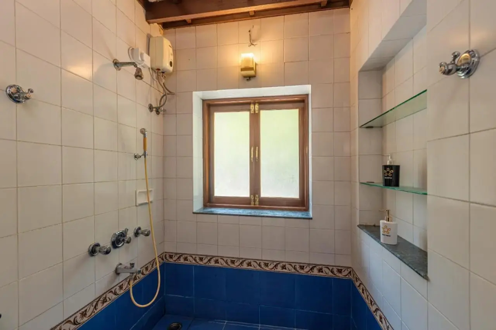 SaffronStays Alma Grove, Kashid