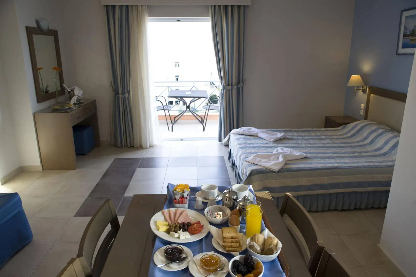 Philoxenia Hotel