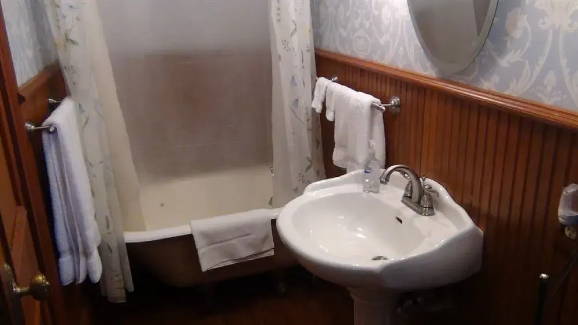 Angel Rose Bed and Breakfast