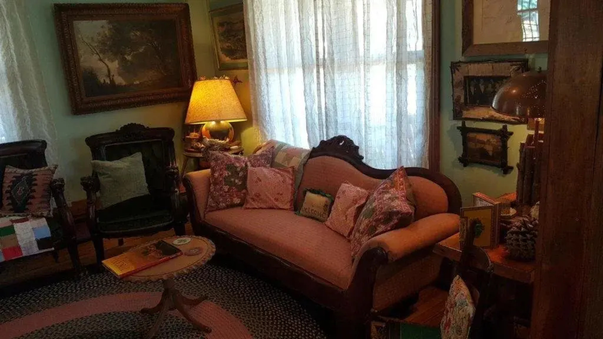 Paradox Lodge & Cedar Lodge