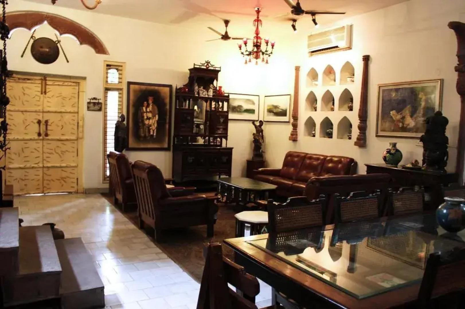 Oyo 1427 Hotel Malhar Haveli