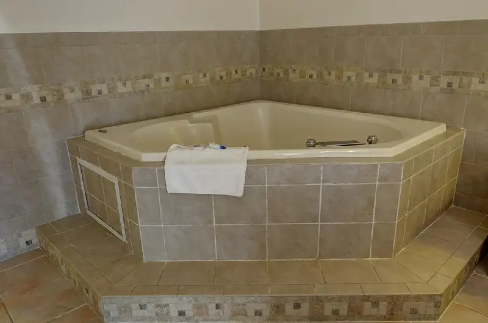 Americas Best Value Inn Barrington Chicago W