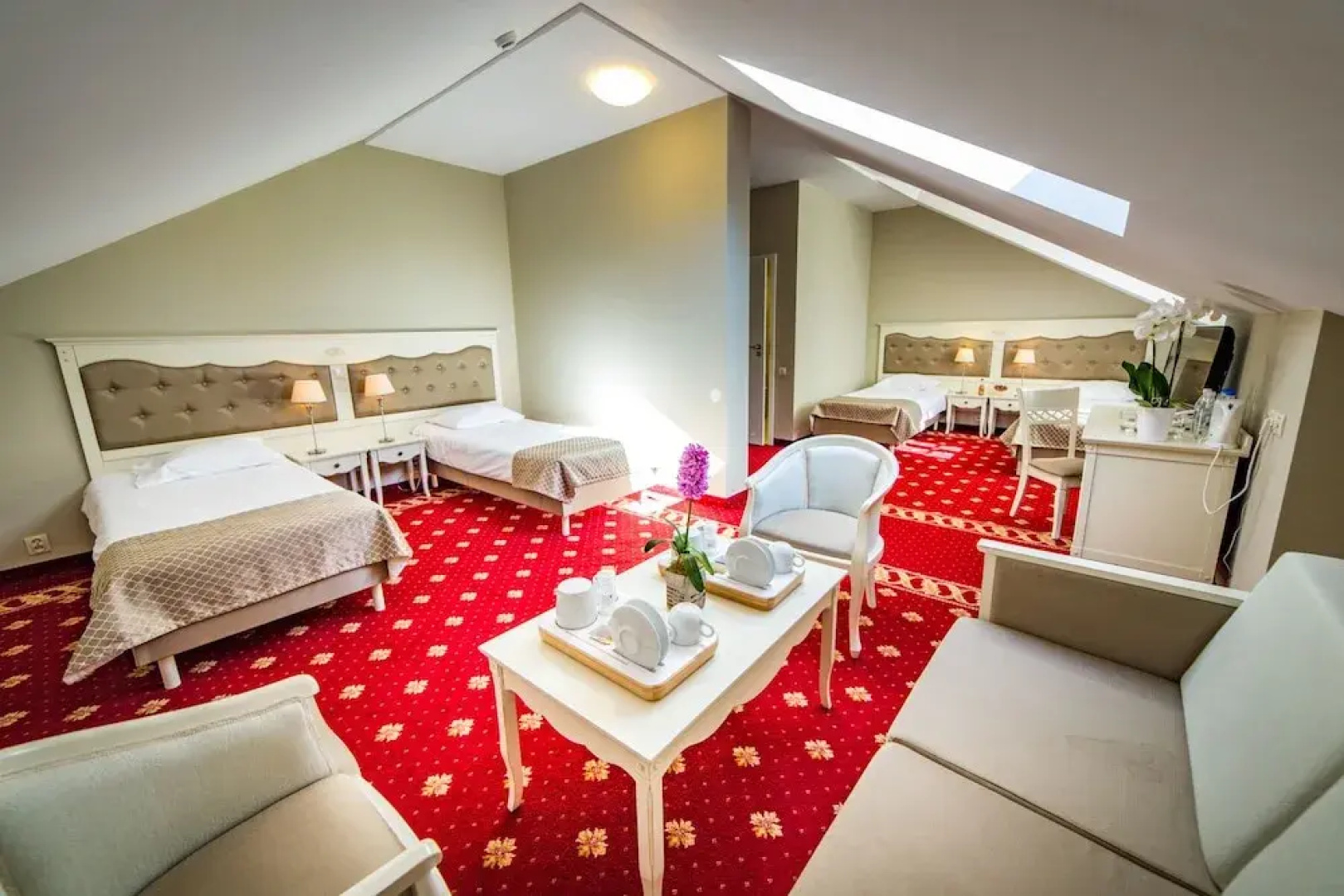 Hotel Sobienie Krolewskie
