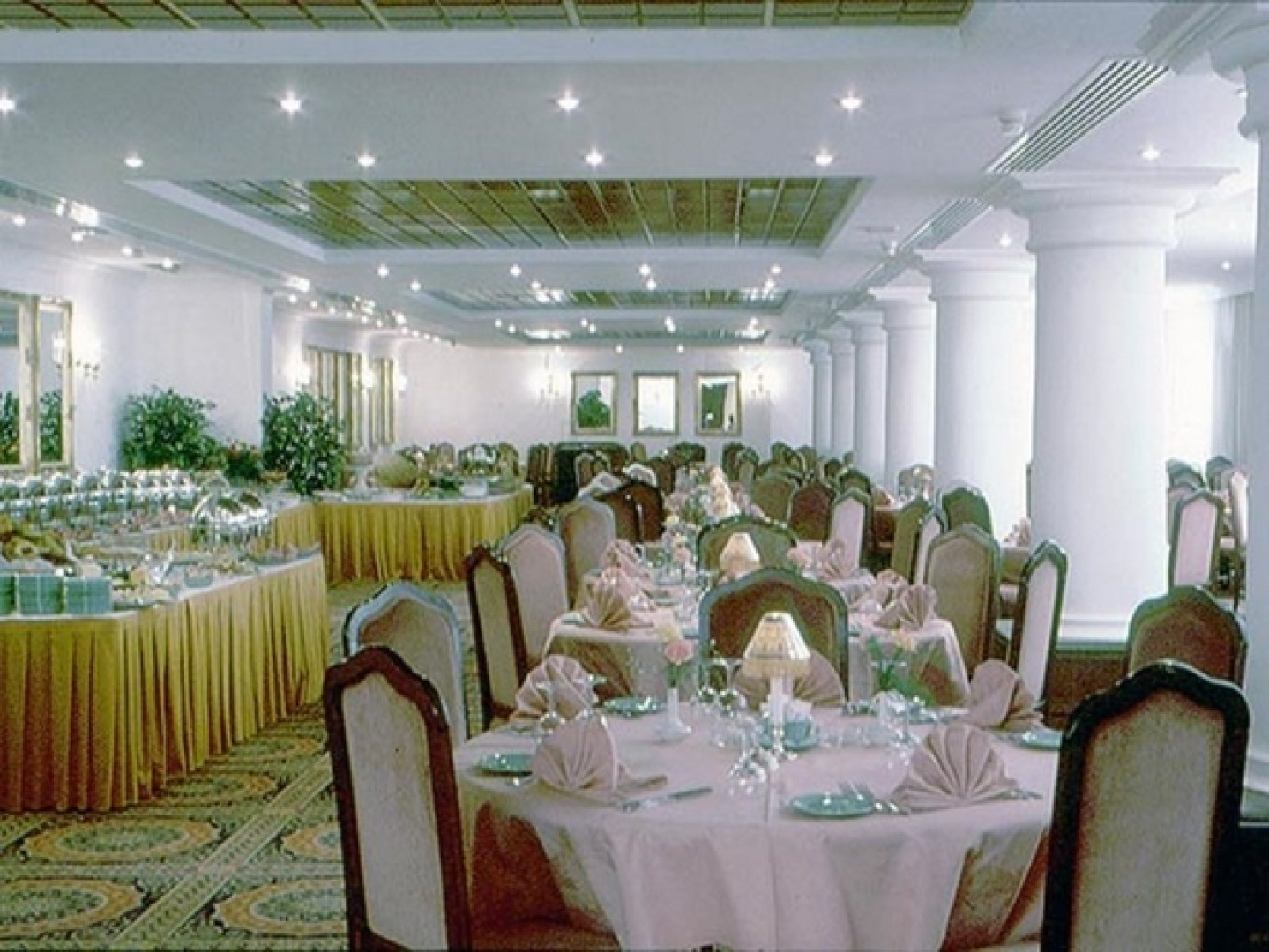 Grand View Hotel