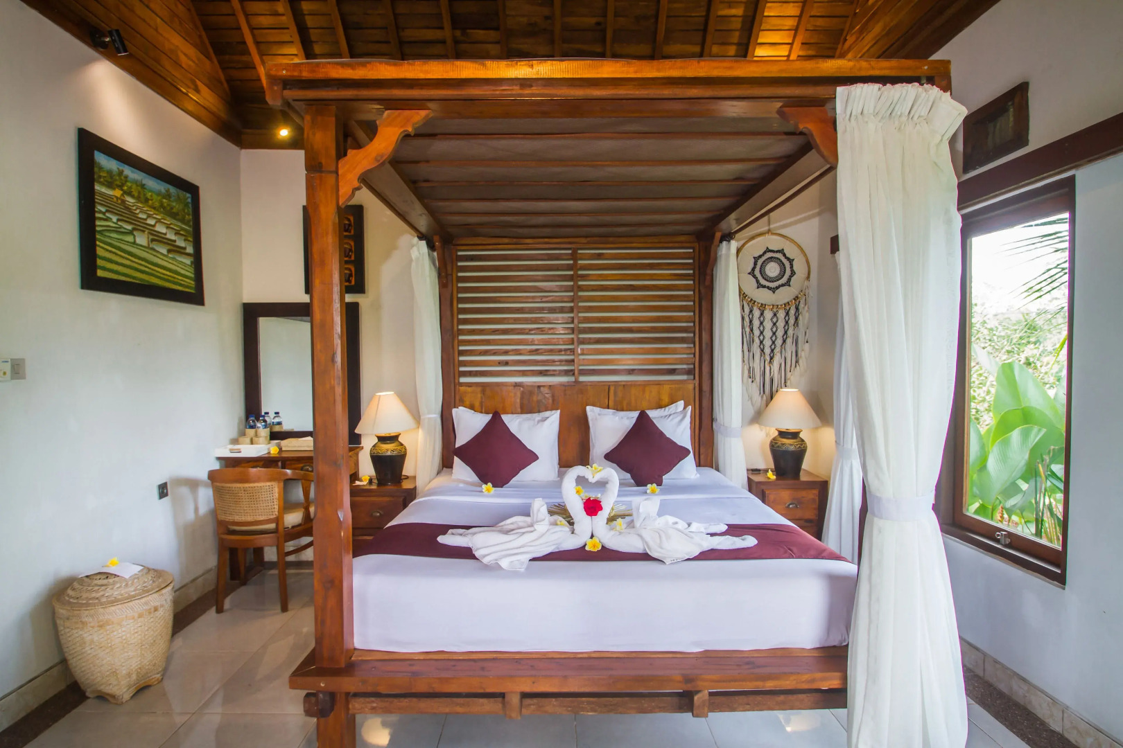 Uma Caming Villas & Gym