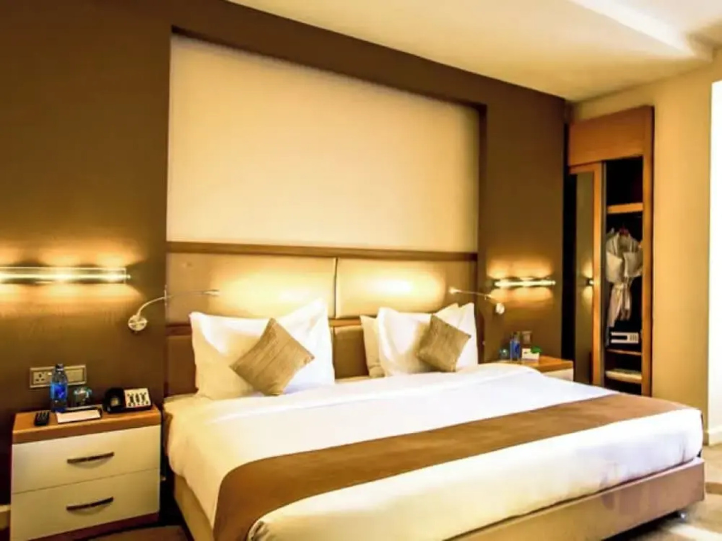 Отель Prideinn Azure Nairobi