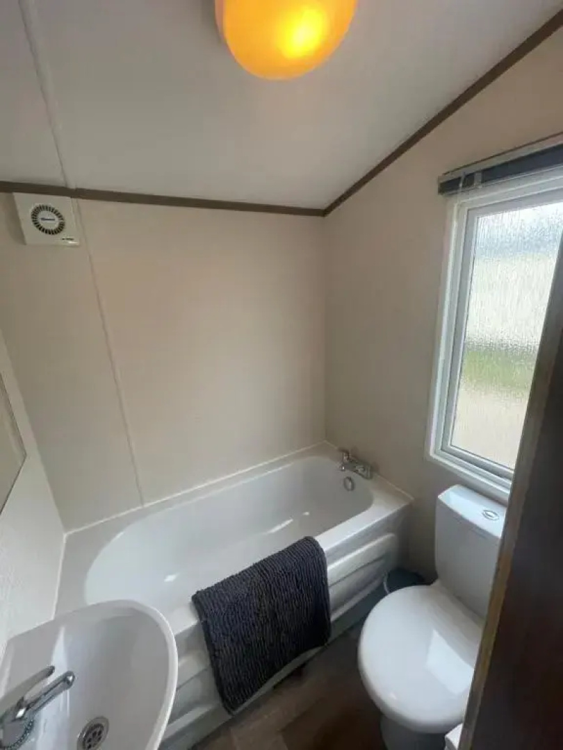 Luxury Static Home 2 Bed Sleeps 6