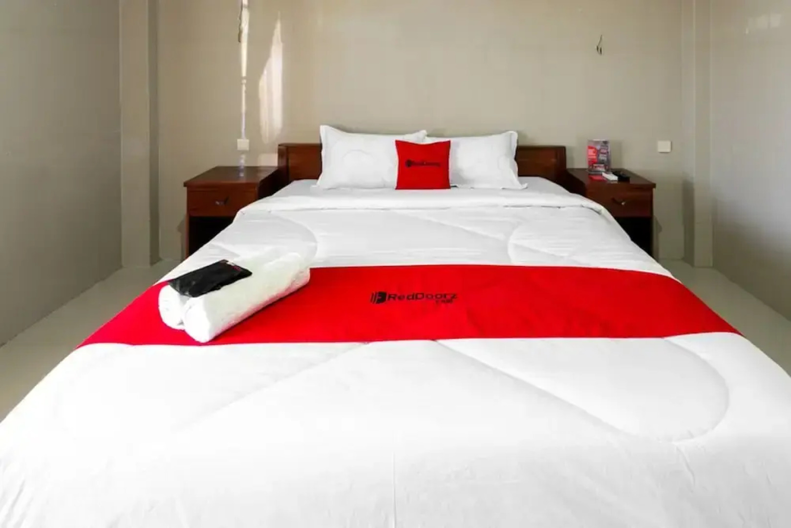 RedDoorz near Parangtritis Beach