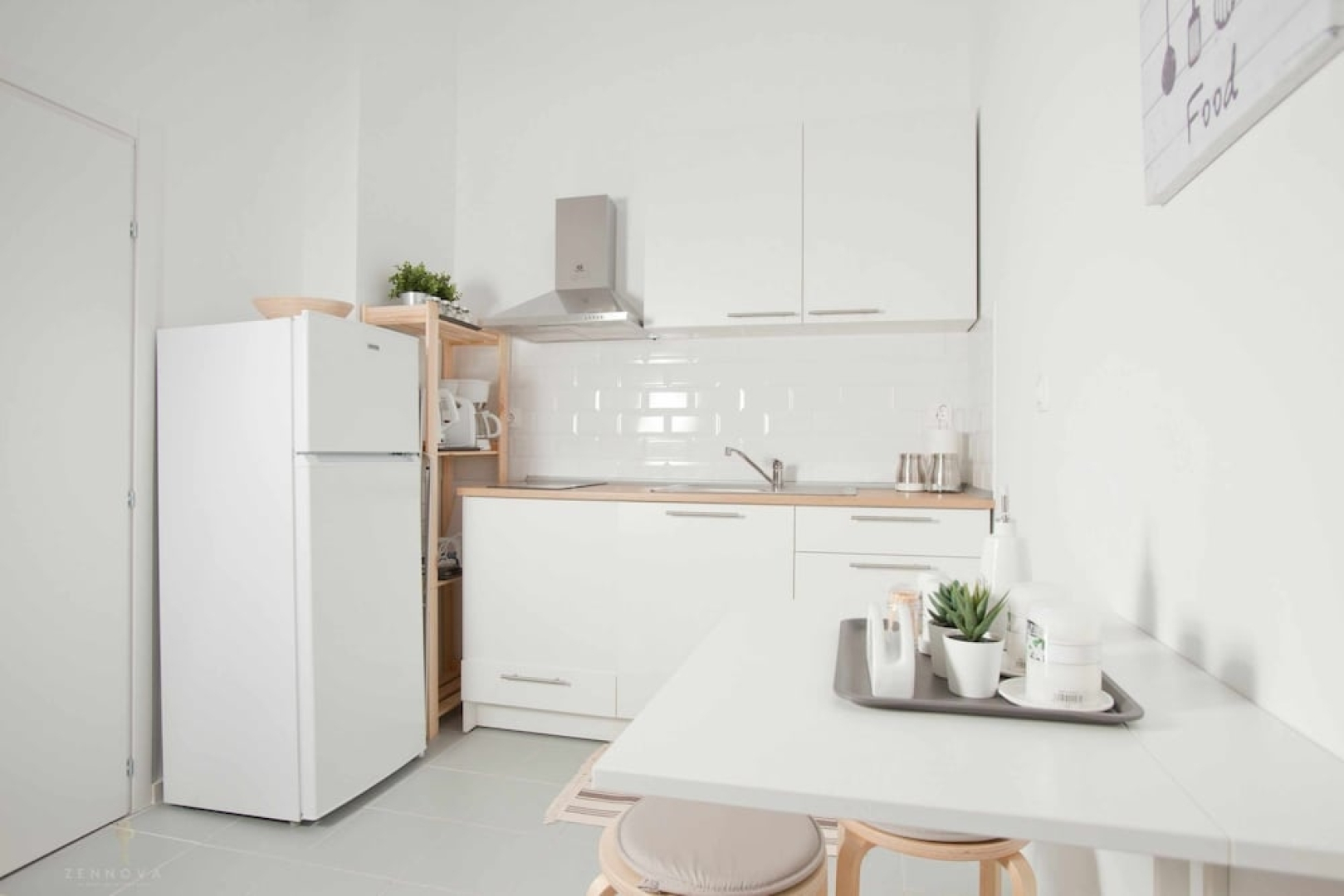 Zennova 33 Kallithea Blue Paradise