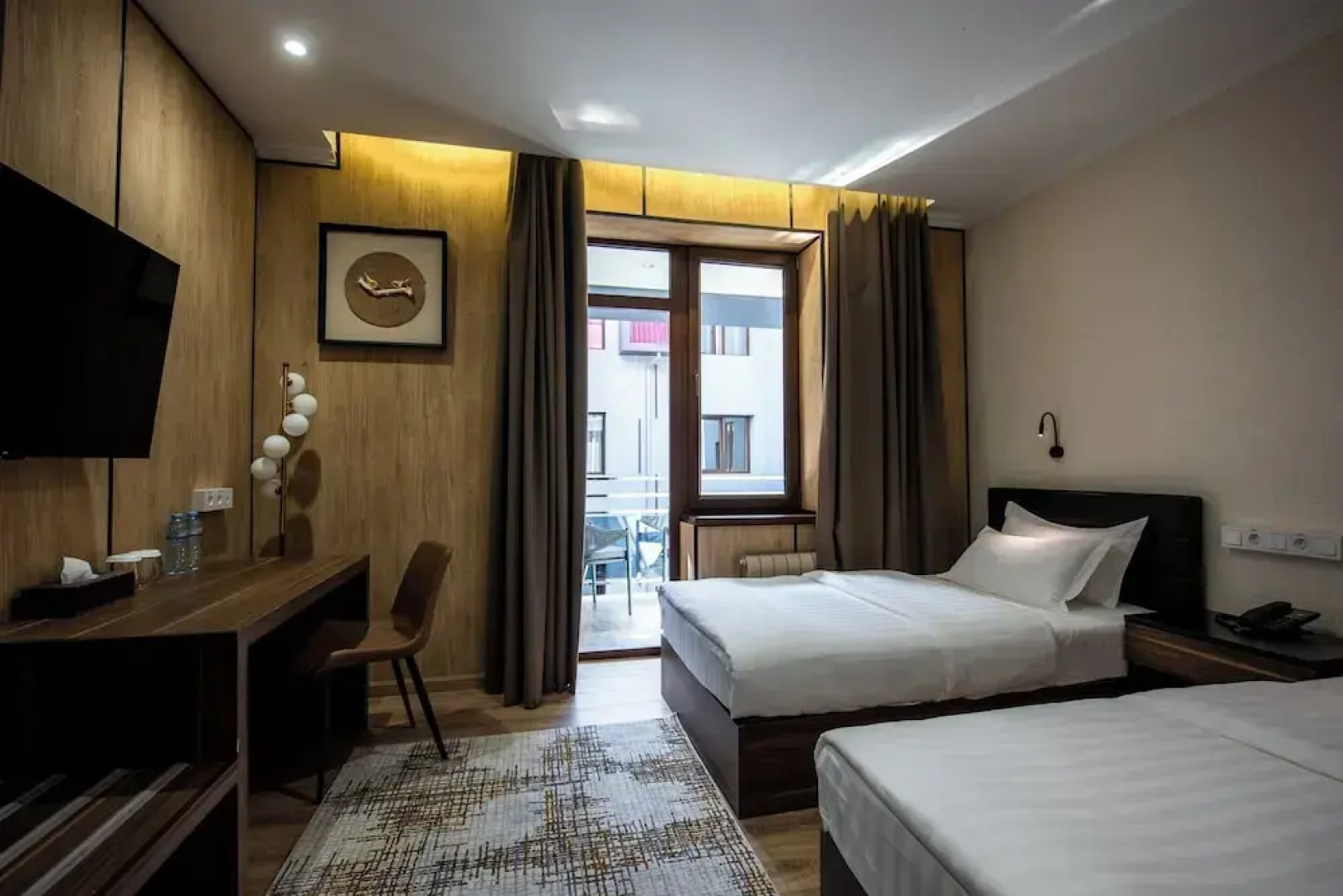 Отель Silk Road Premium