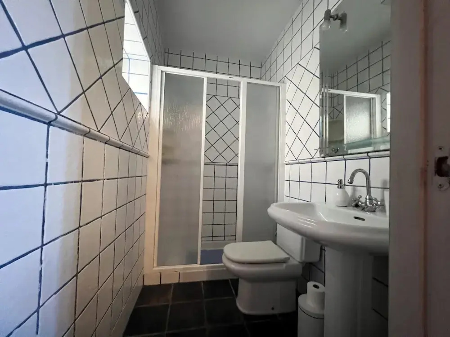 Cd-2102 · Three Bedroom Townhouse