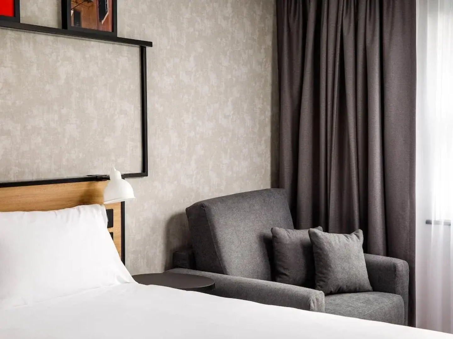 Ibis Wakefield East - Castleford