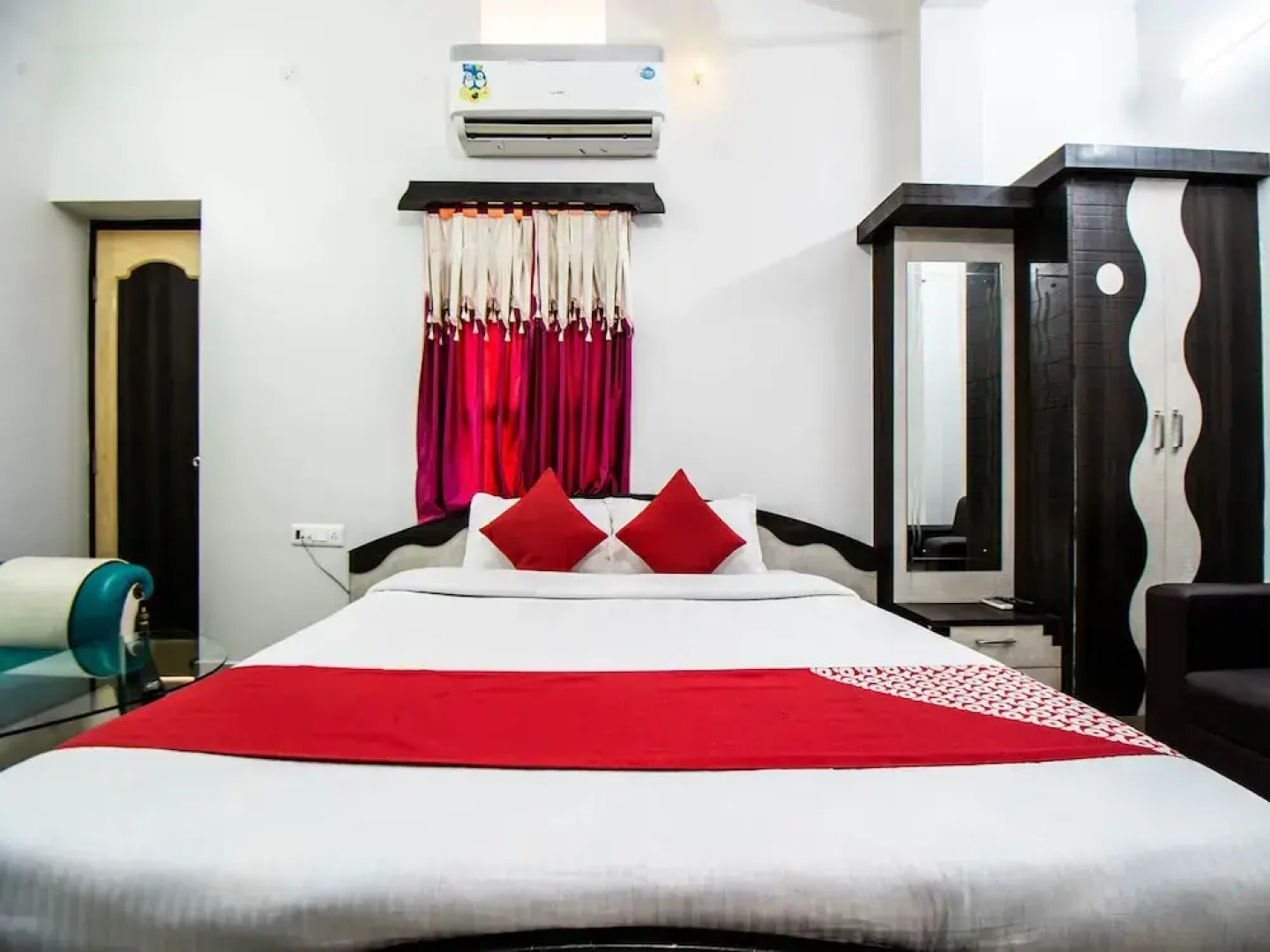 OYO 33479 Hotel Double Tree Deluxe