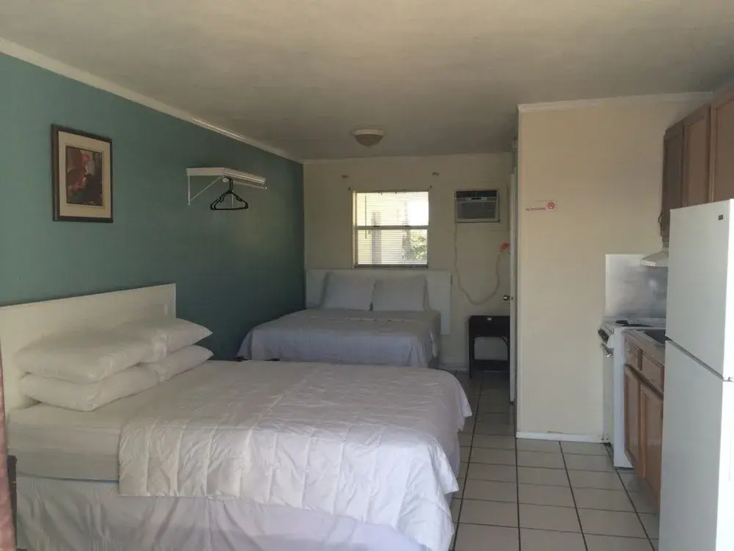 Seashell Beach Resort