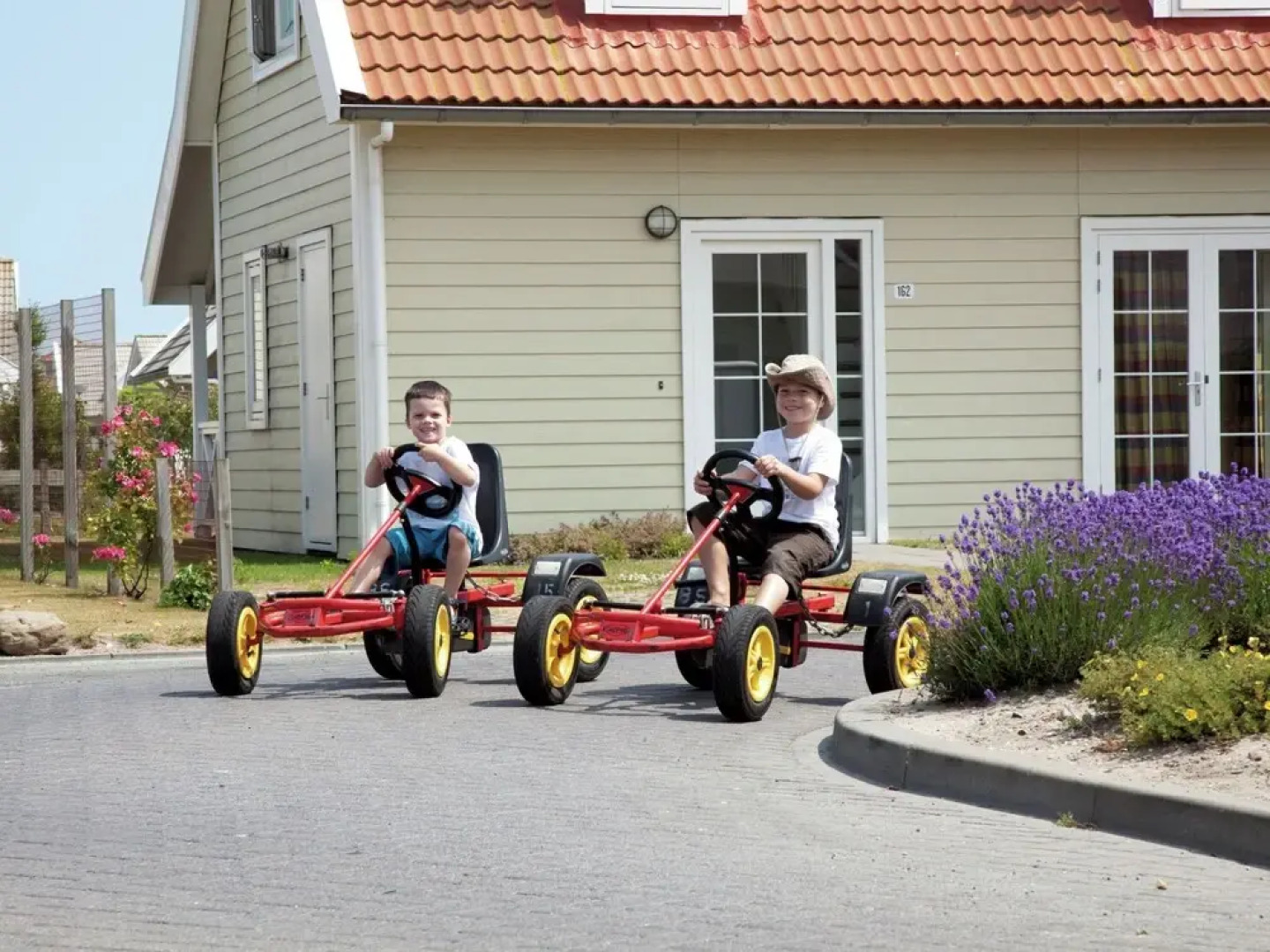 Detached Villa With a Terrace Near the Beach