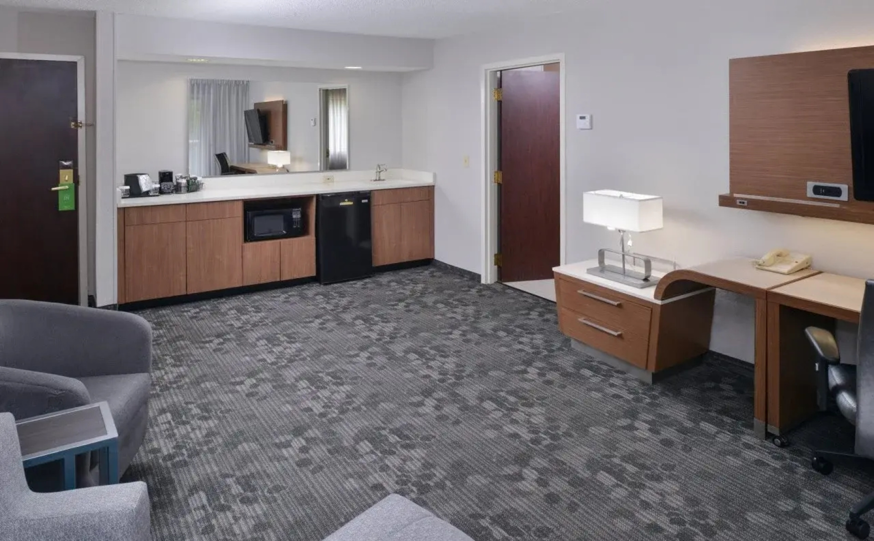 Courtyard Suwanee by Marriott
