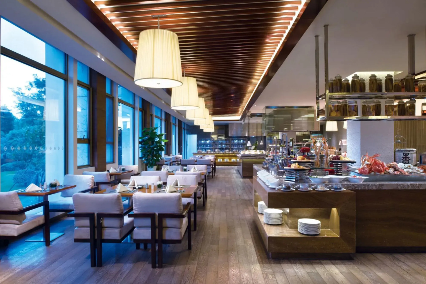 Jinji Lake Grand Hotel