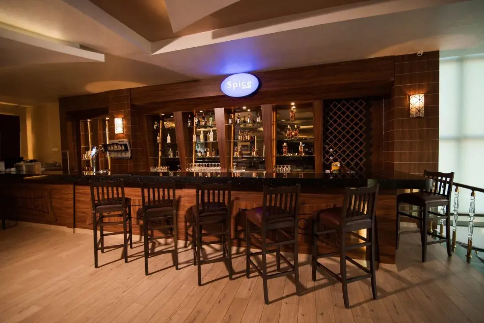 Grand Hotel And Convention Centre Karaman