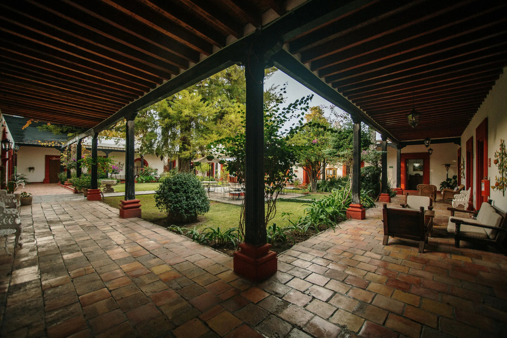 Hotel Hostal El Farol