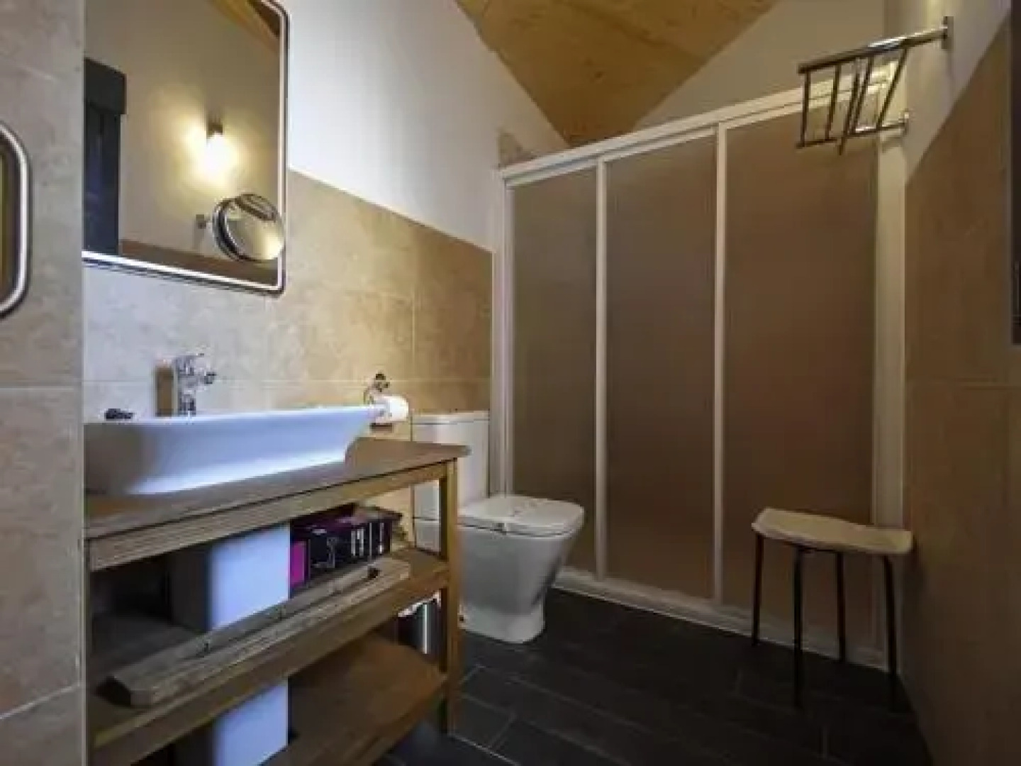 Apartamentos La Rocanda