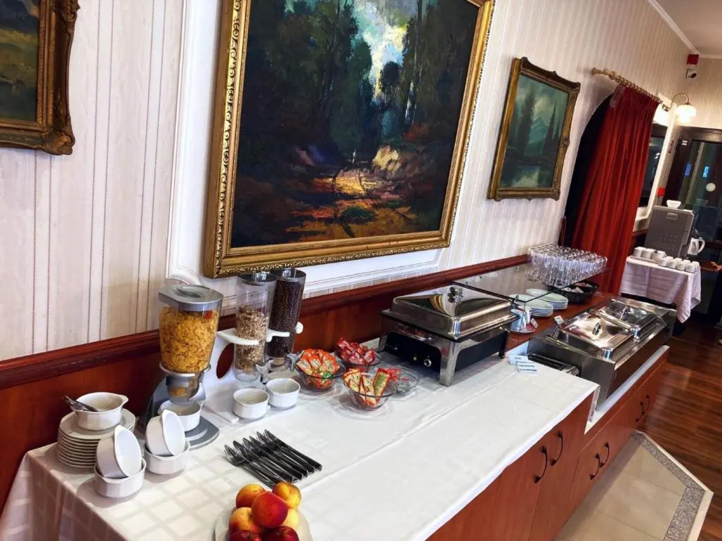 Liza Aqua & Conference Hotel és Fehér Akác Csárda