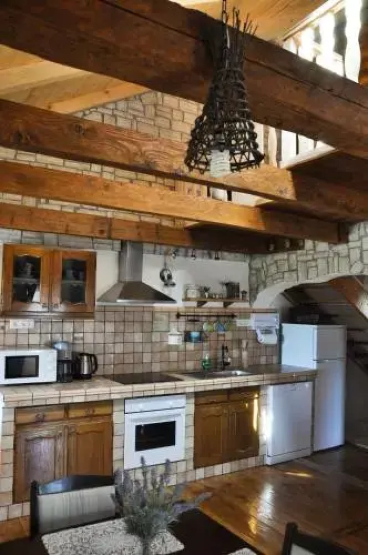 Rustic Apartment Mariva