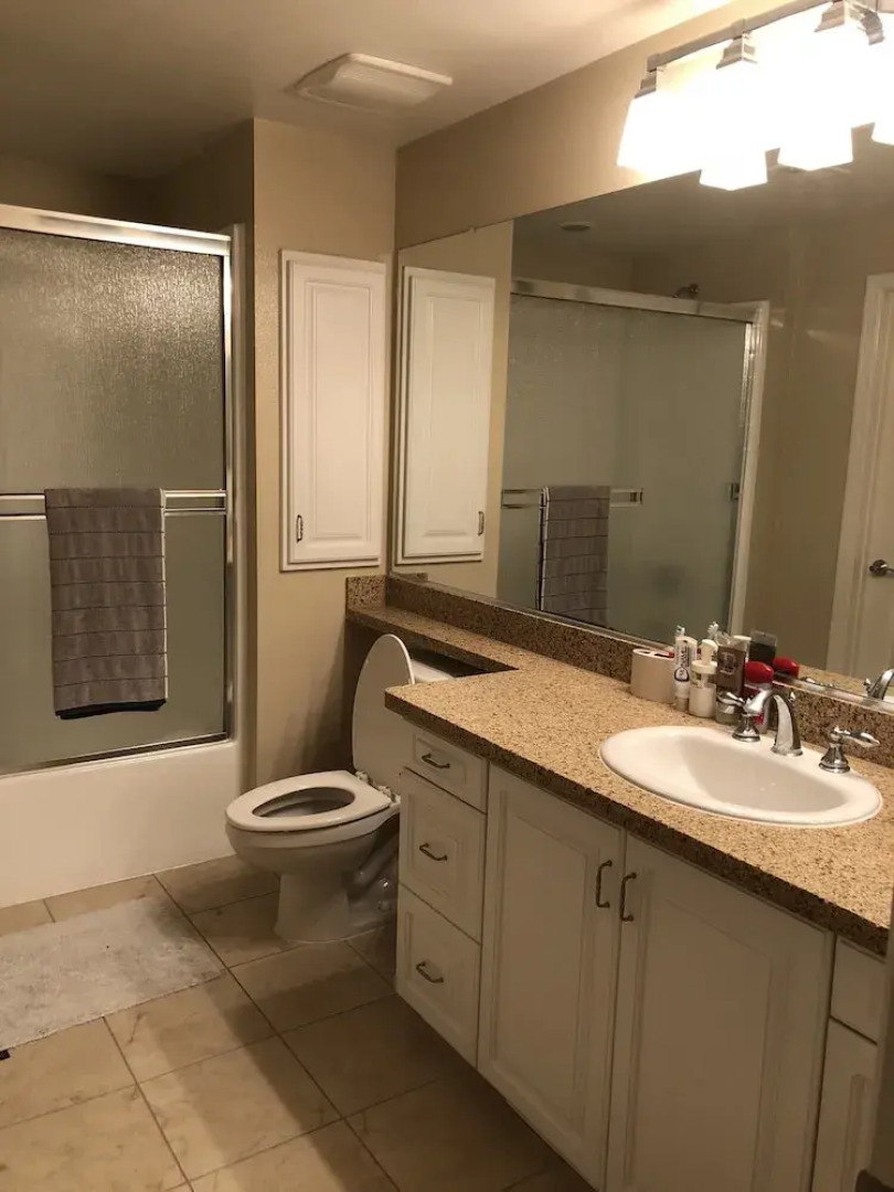 Resort Style Luxury 2BD Suite in Irvine's Spectrum Center
