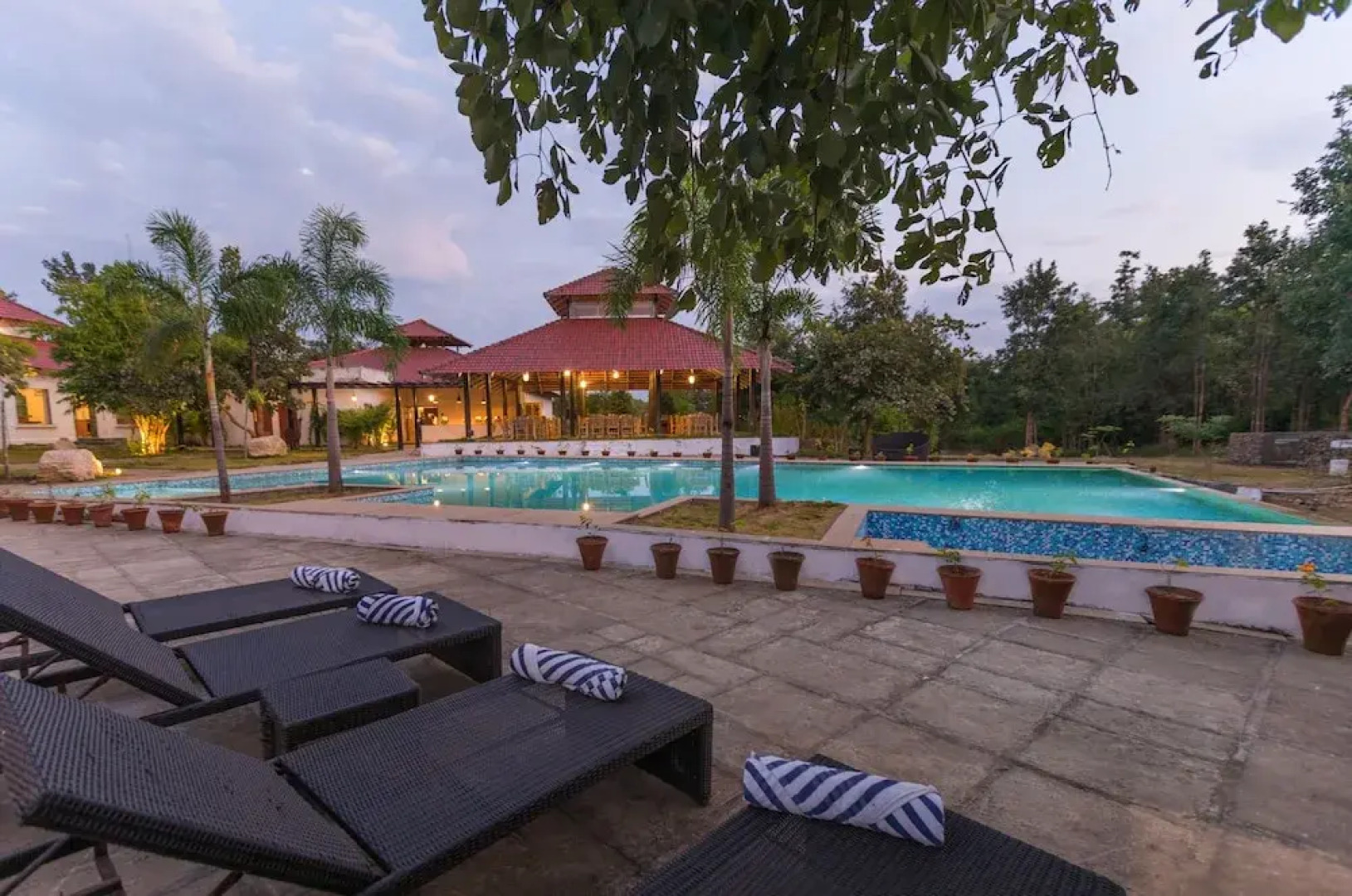 Tuli Veer Bagh Resort