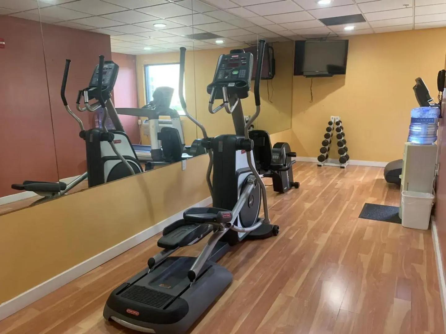 Shary Inn and Suites