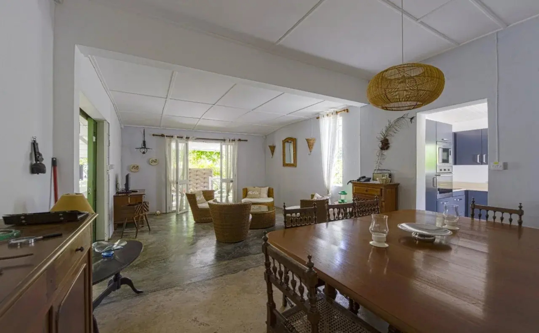 La Case Creole Beachfront Villa by StayMauritius