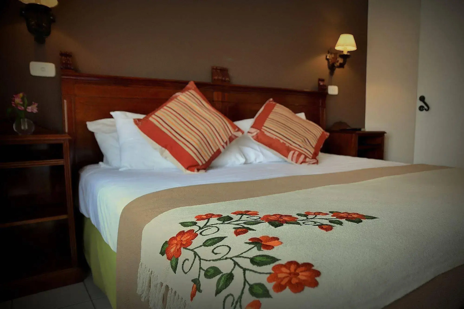 Plaza De Las Aljabas