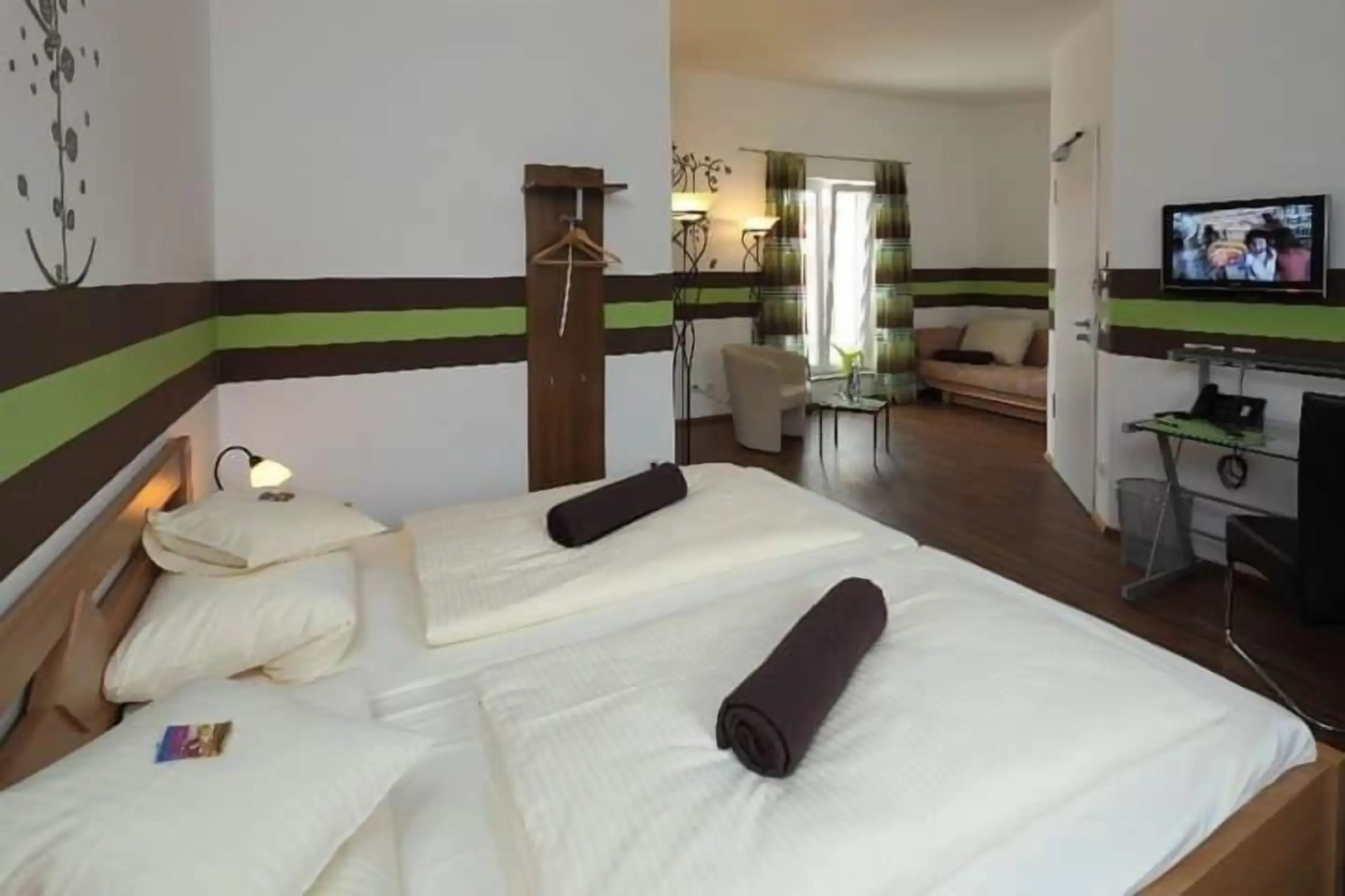 Hotel DAH-Inn