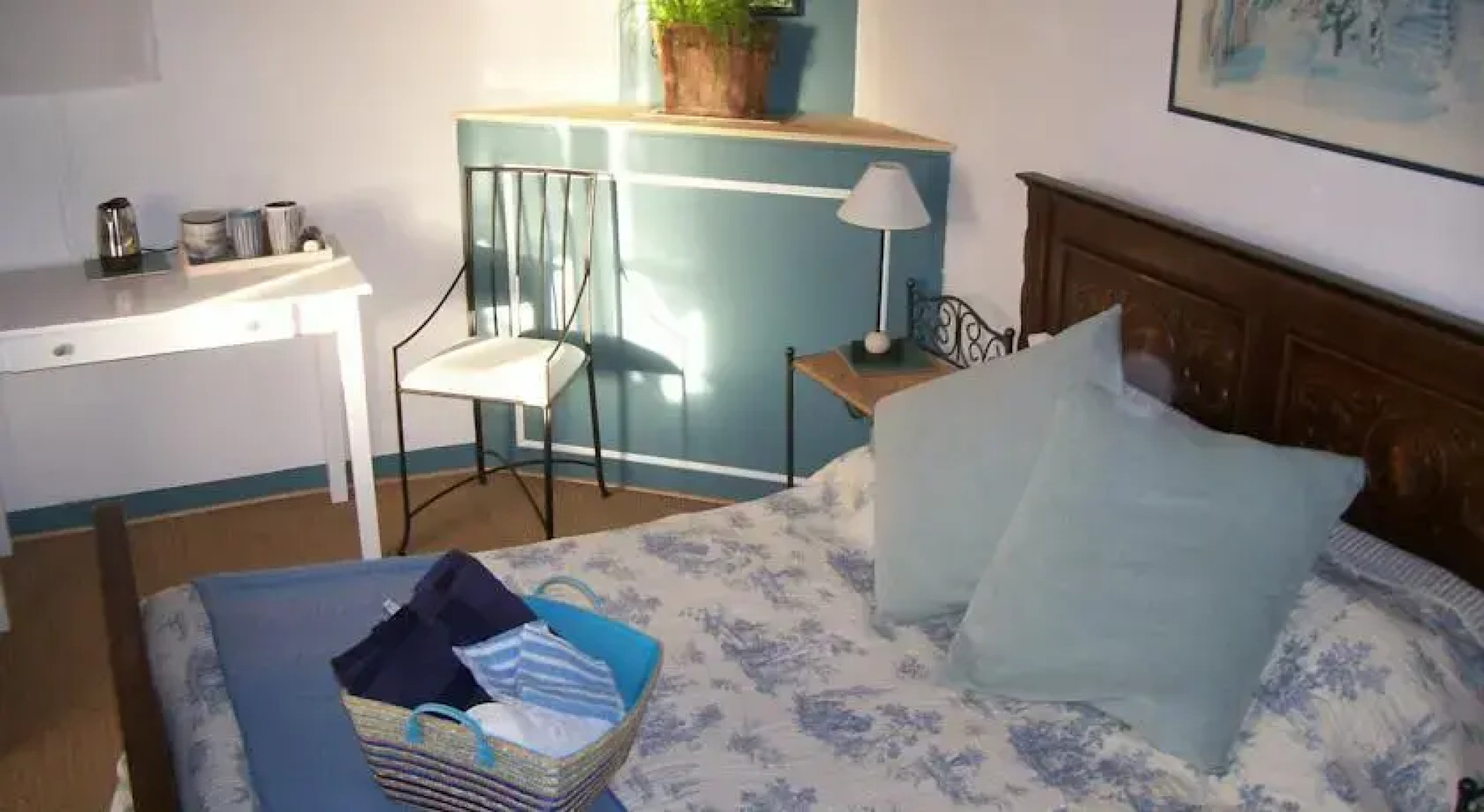 Le Chat Bleu Chambres dHotes B&B