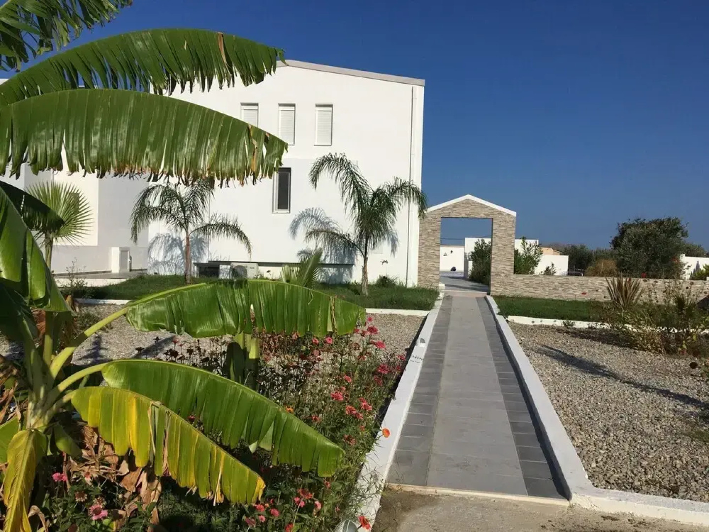 Xenos Villa 4 - Luxury Villa With Private Swimming Pool Near The Sea
