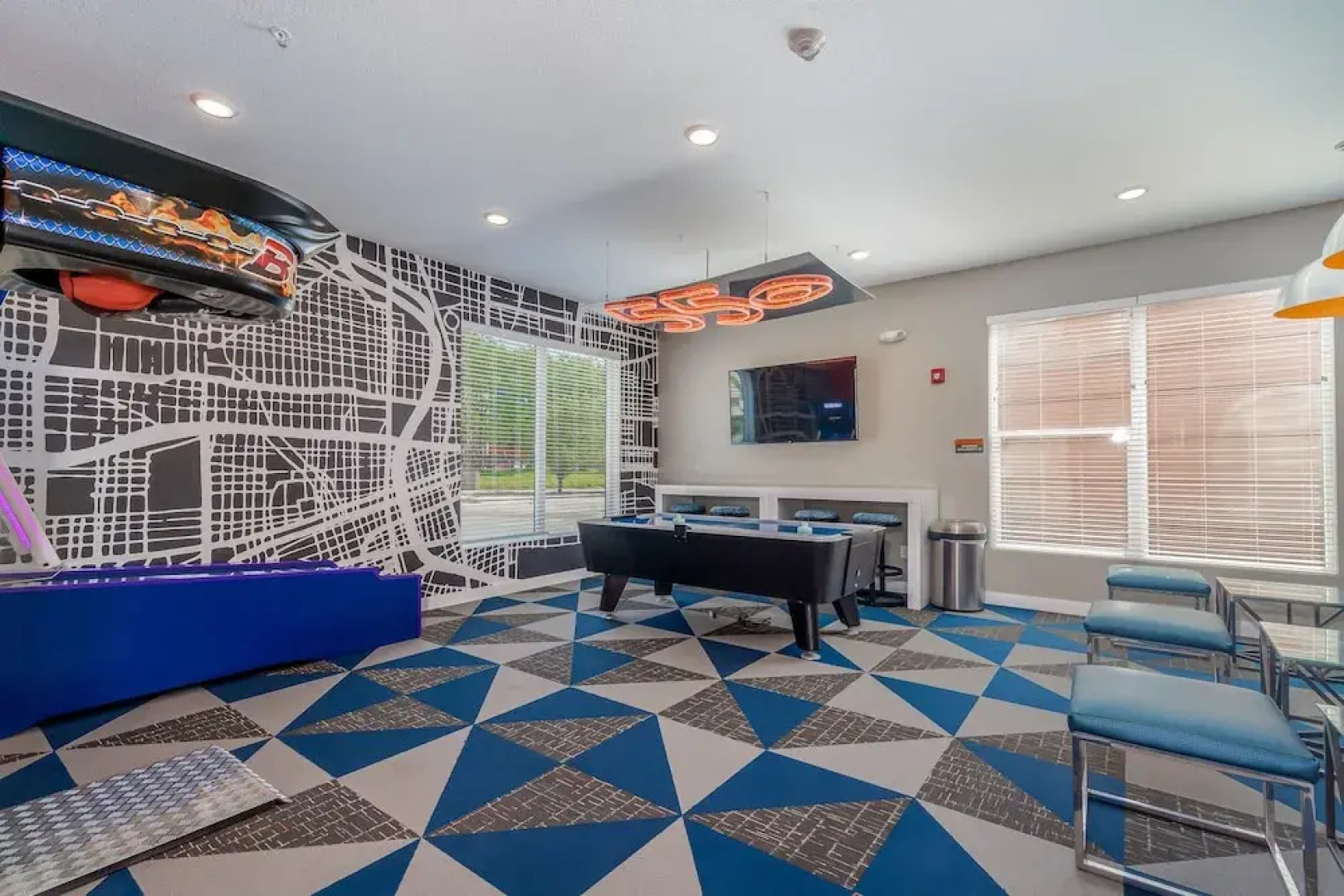 Kasa Downtown Des Moines