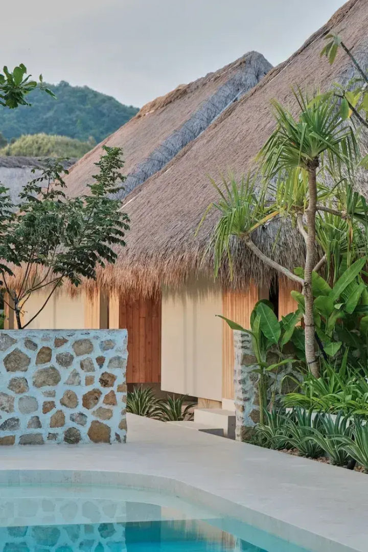 Boni Beach Hotel & Restaurant