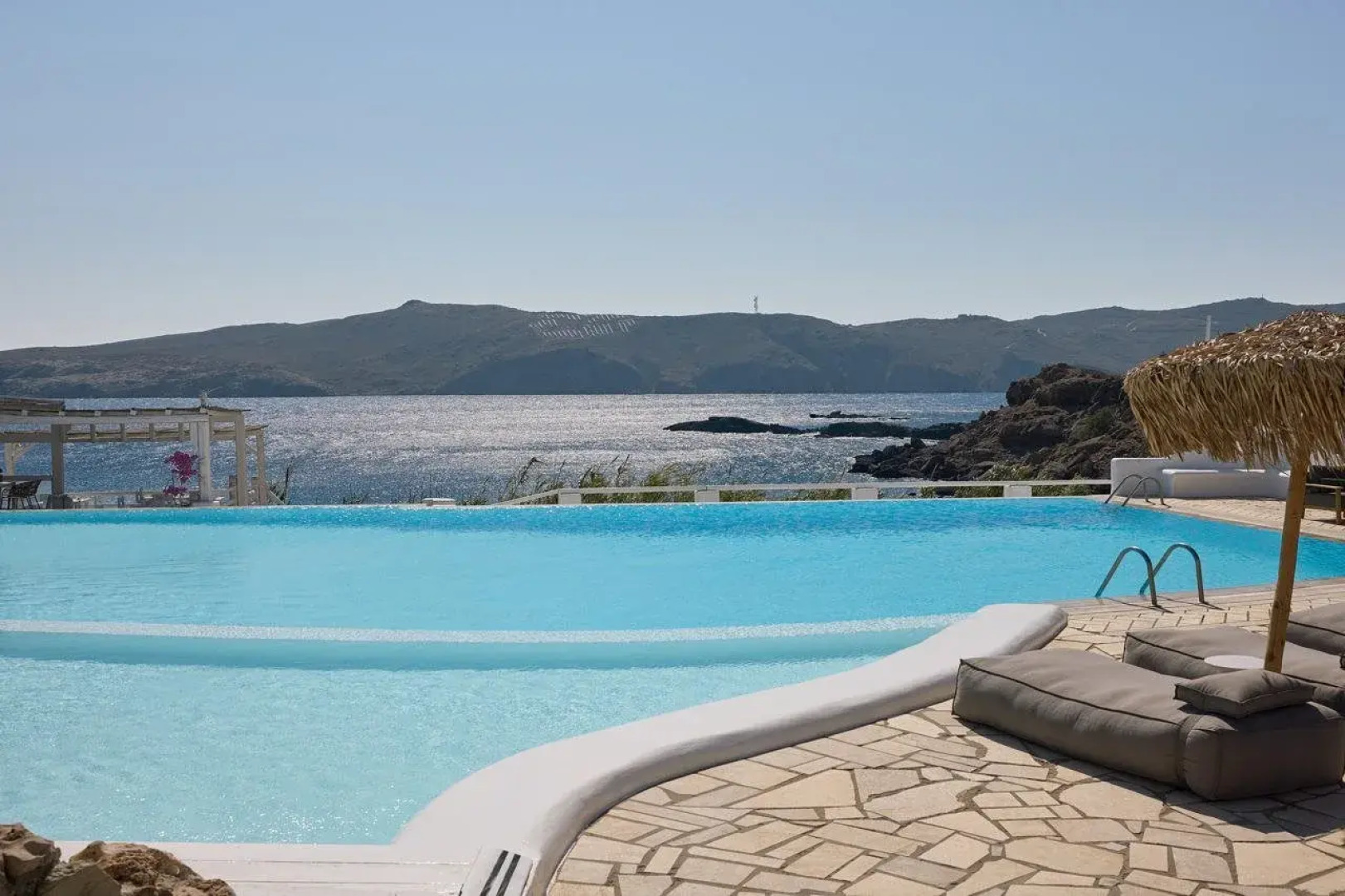 Mykonos Lolita, A Grecotel Resort to Live
