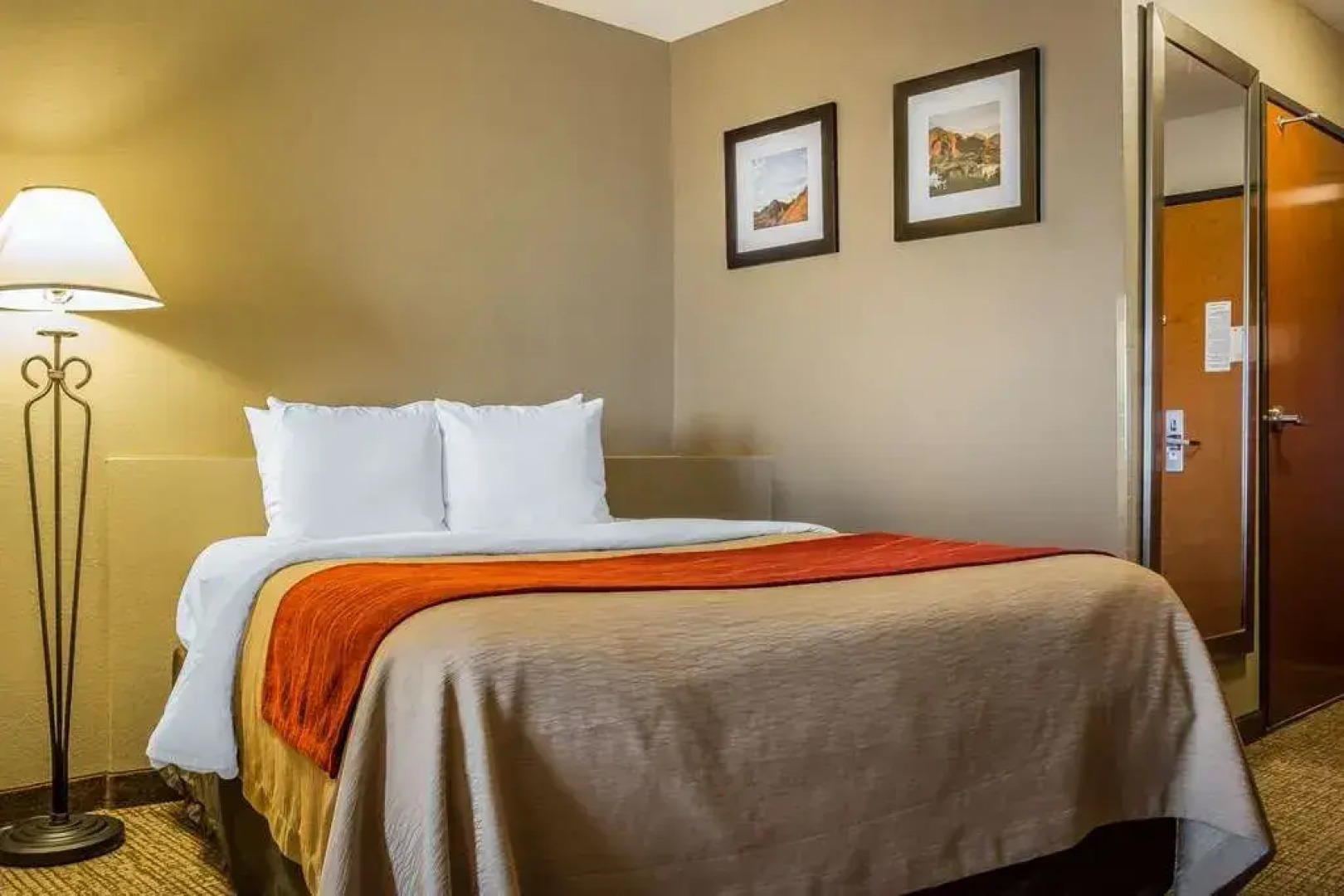 Comfort Inn & Suites