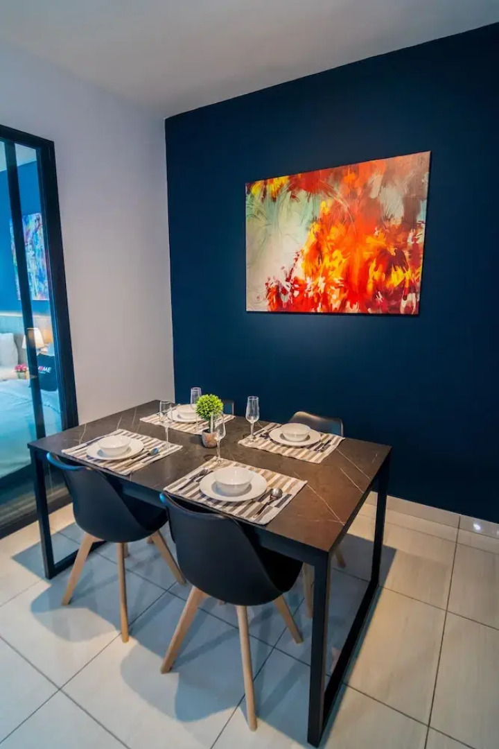 Almas Suites by Subhome