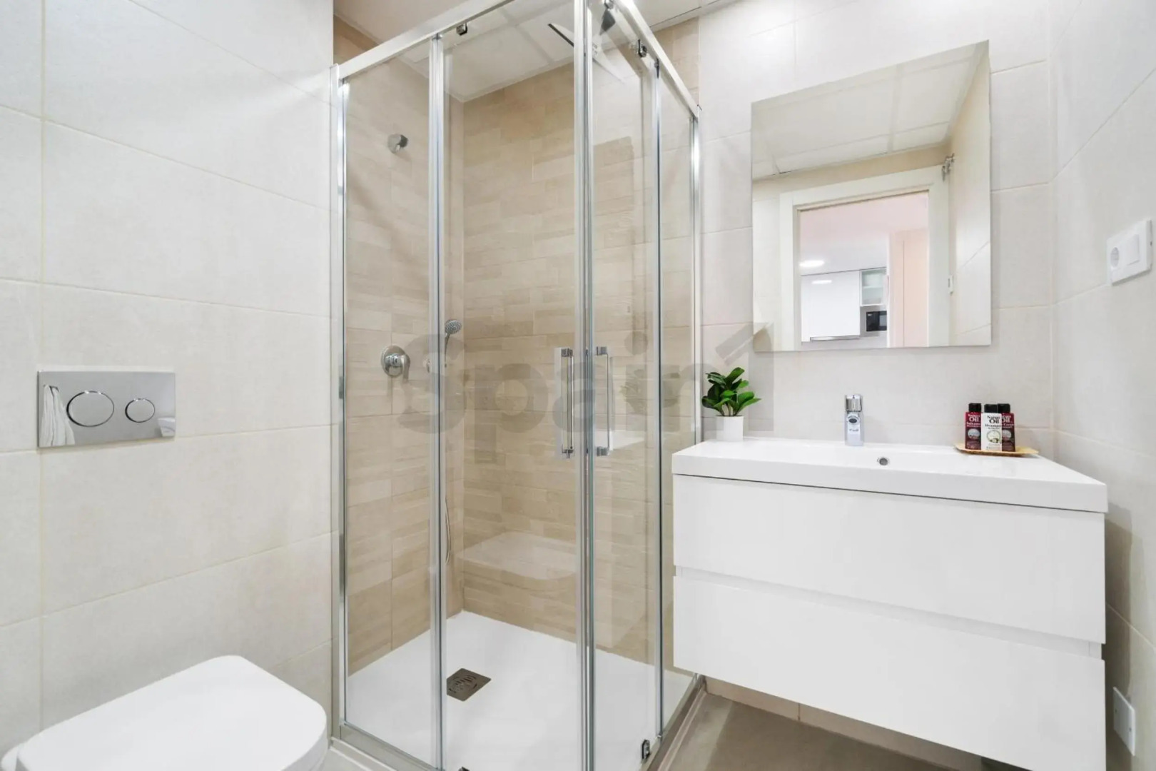 Exclusive apartment in Flamenca Village with gym, sauna, 3 pools - 600 m from the beach