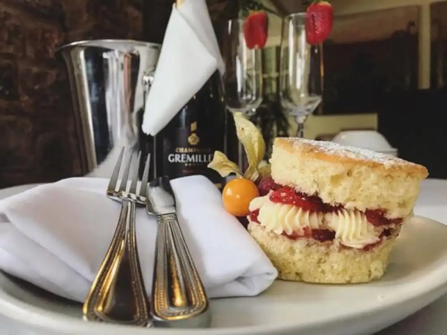 The Cleve Hotel