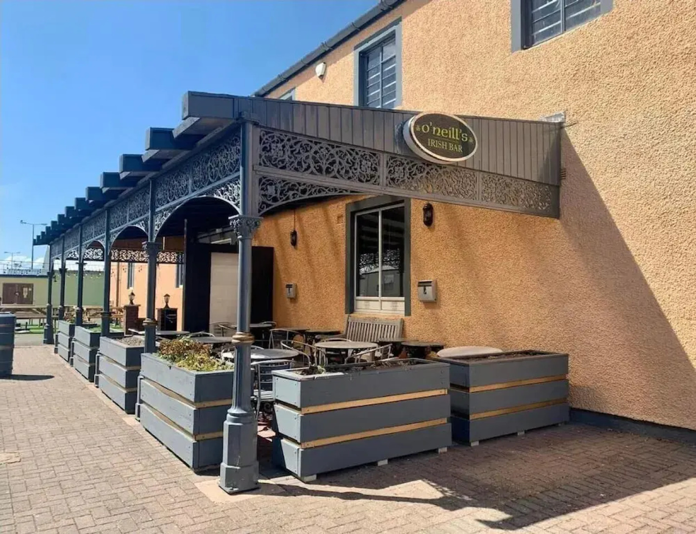 3 Bed, Sleeps 6, Parking