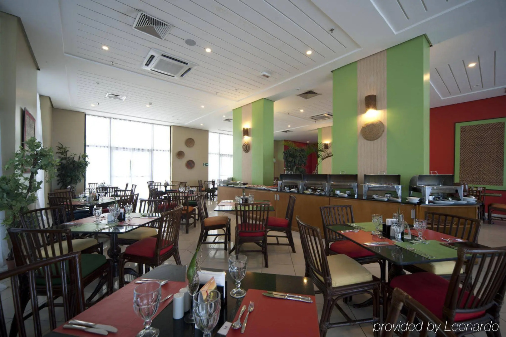 Tropical Executive Hotel