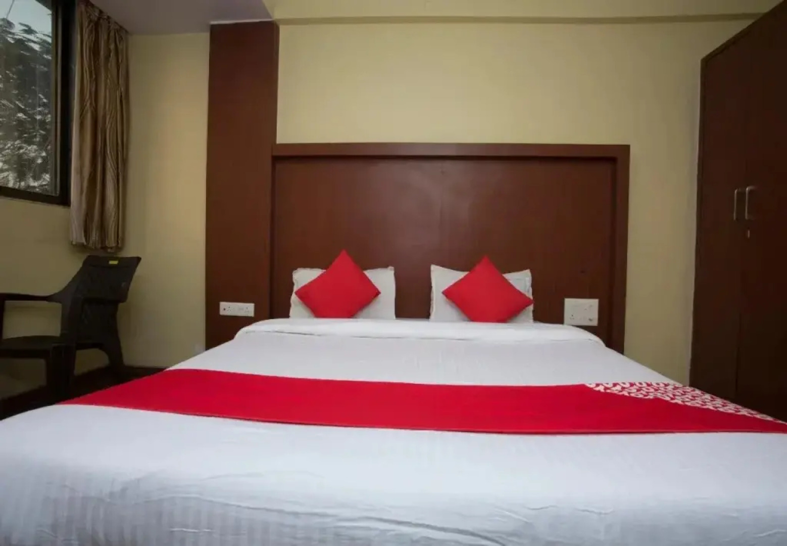 OYO 24134 Diamond Foodway