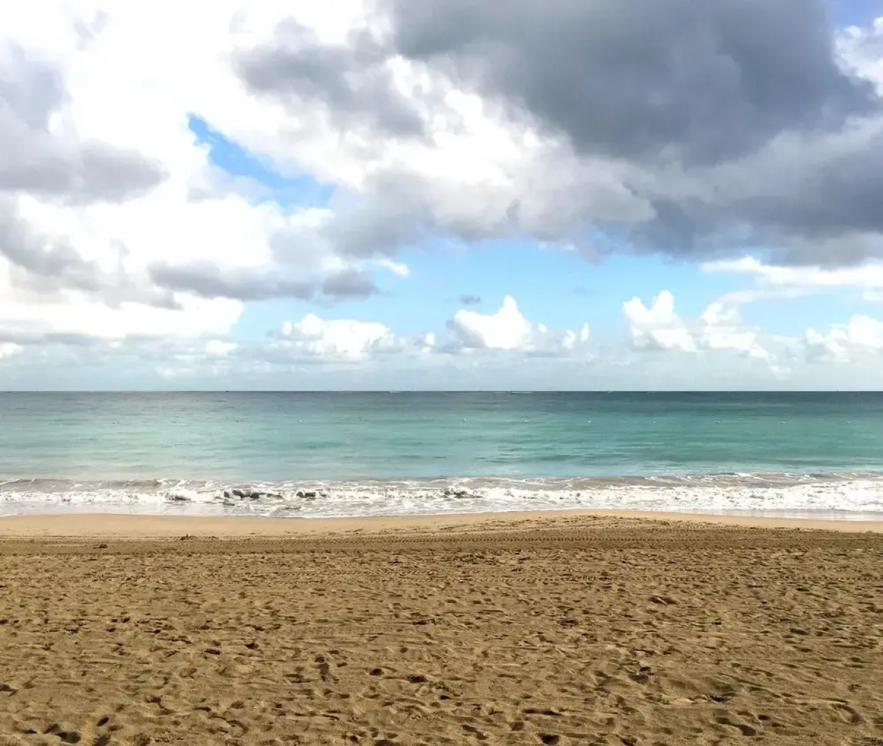 Borinquen Beach Inn
