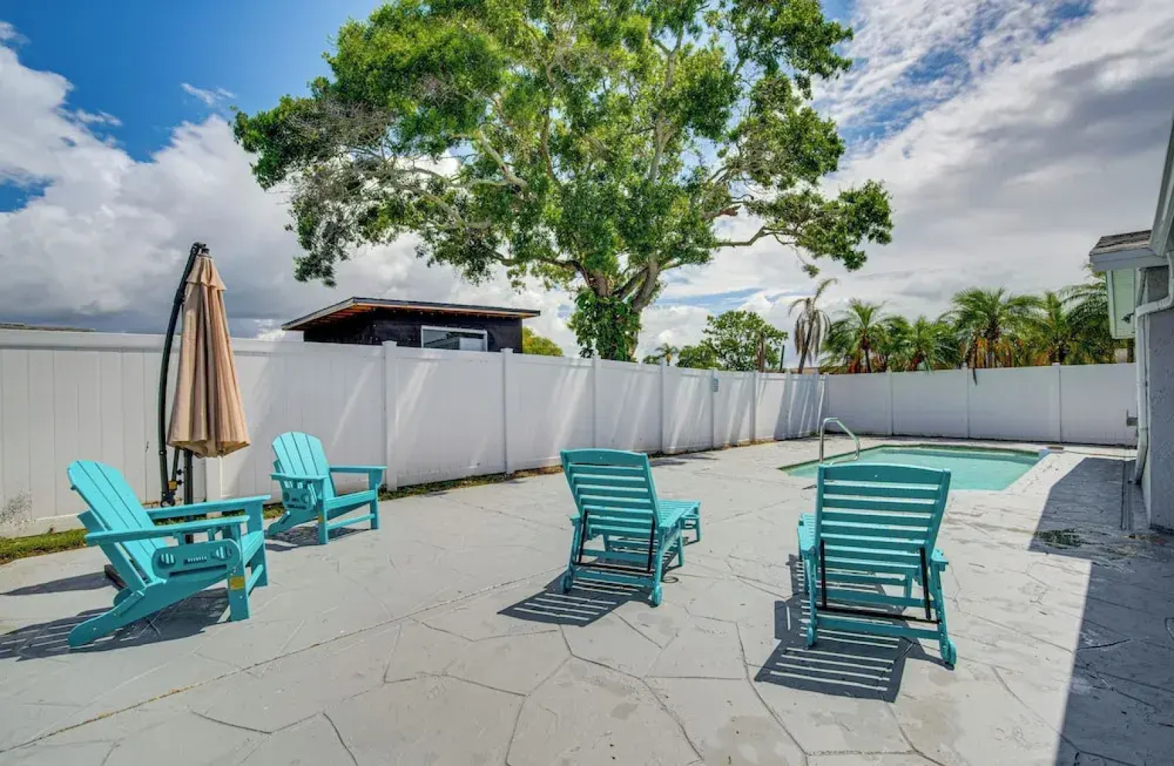 5 Mi to Beach: Home w/ Pool in Holiday!